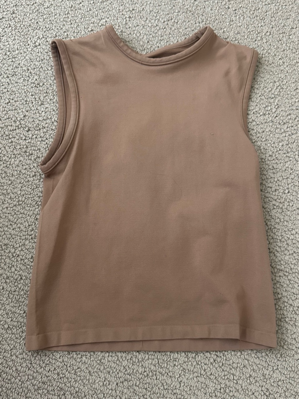 SKIMS Sleeveless Tank Top in Mocha